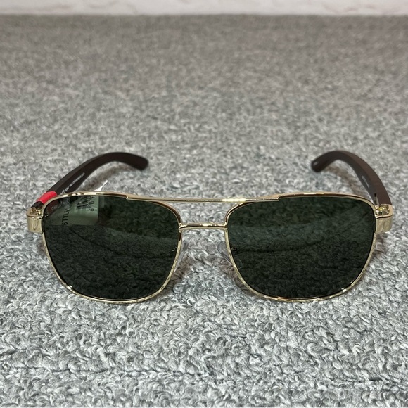 Chili’s Polarized Aviator Sunglasses New - Picture 1 of 6